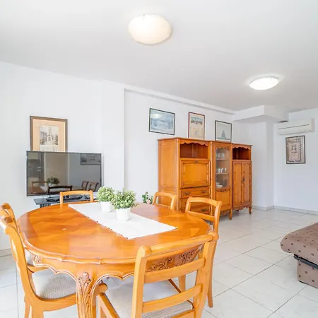 Apart-rent Port Salins 0163
